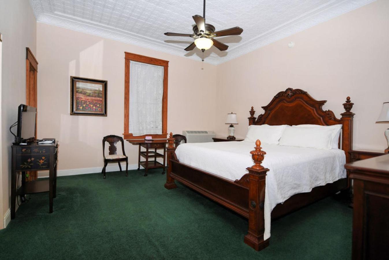 The Eastland Historic Hotel- Imperial Room Buitenkant foto